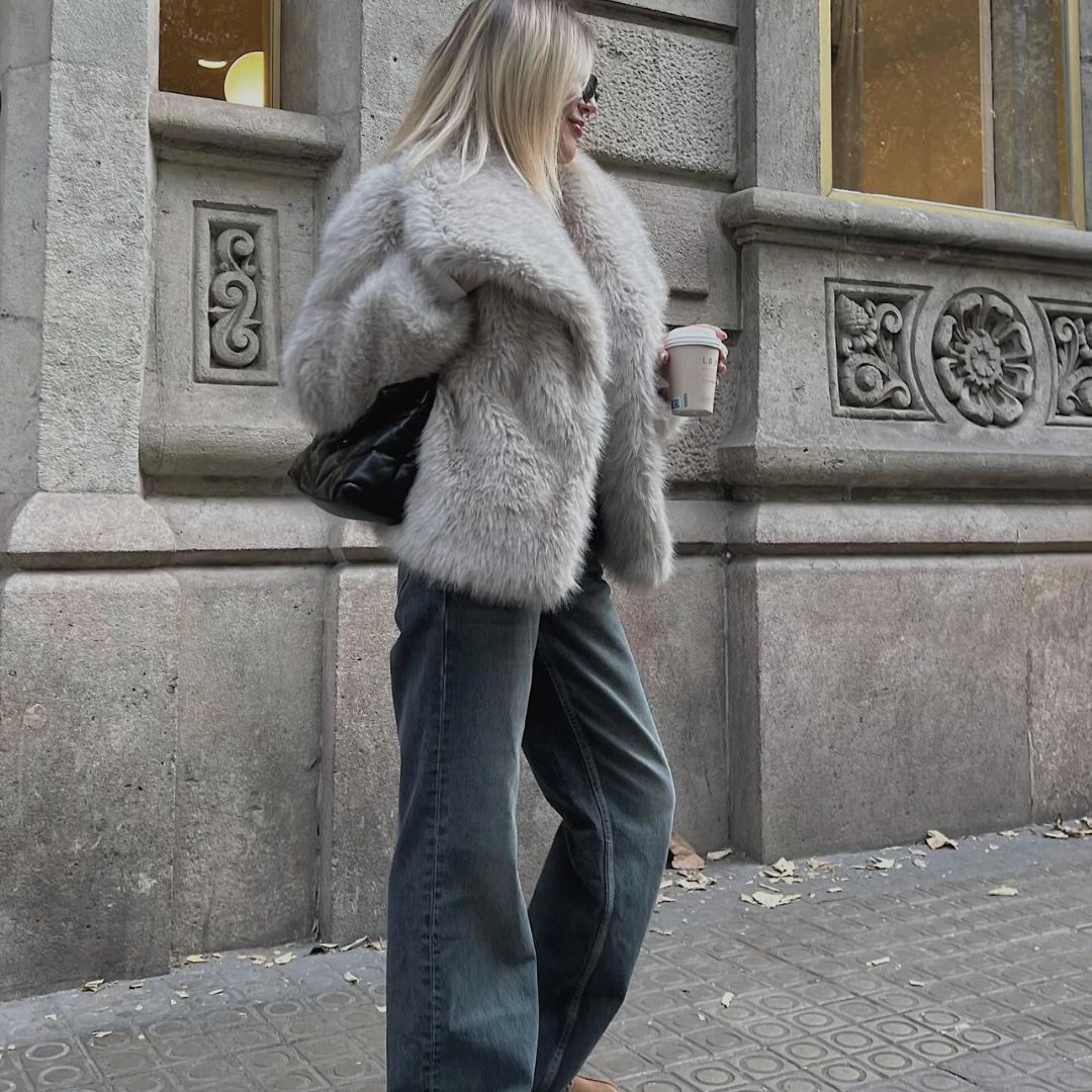 Stijlvolle en warme dames winterjas, ideaal voor zowel casual als geklede gelegenheden.