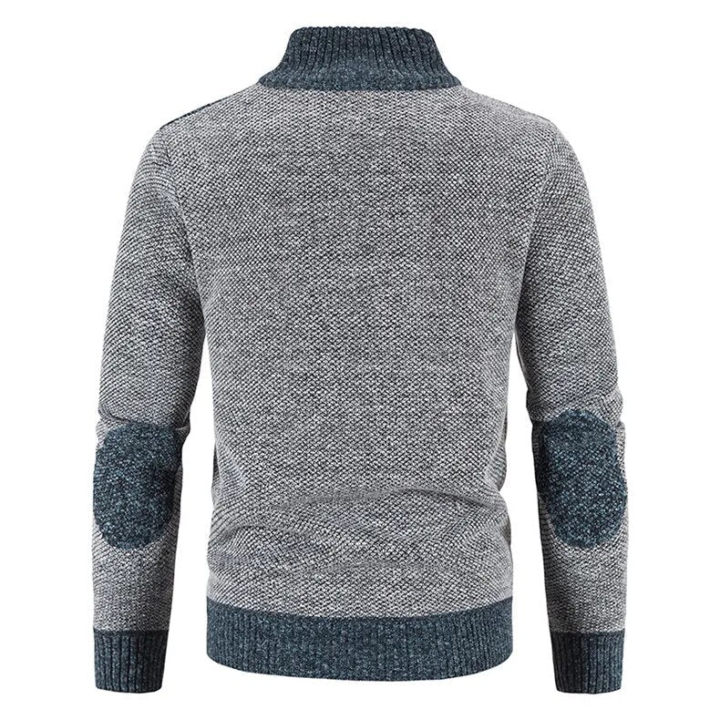 Achterkant van een warm herenvest met colkraag, comfortabel en modieus. Perfect voor mannen.
