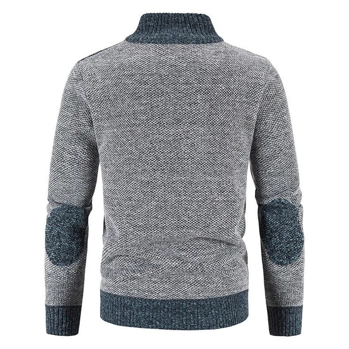 Achterkant van een warm herenvest met colkraag, comfortabel en modieus. Perfect voor mannen.