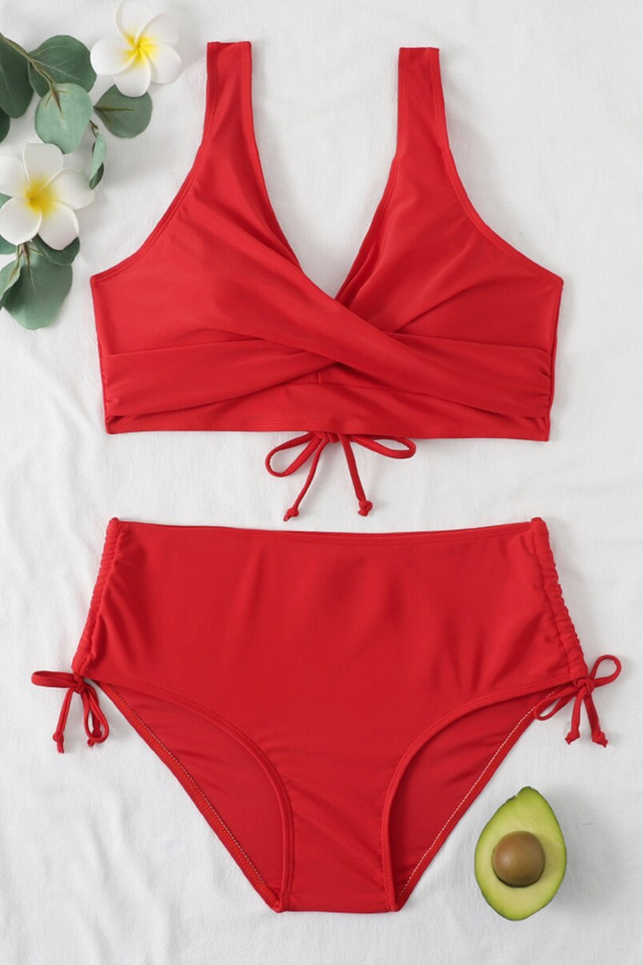 Dames bikini Solea effen, met sportieve details. Ideaal voor een actieve zomer. Comfort en stijl.