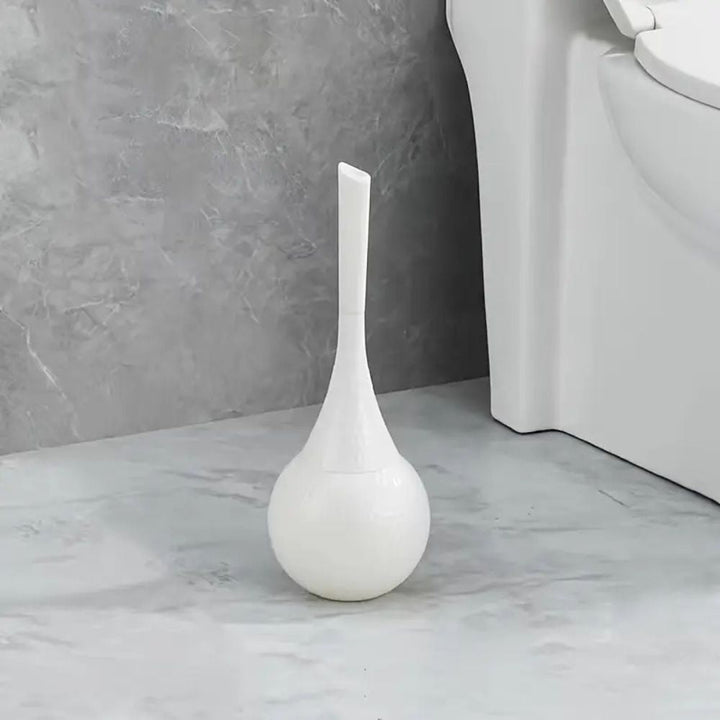 Hygiënische toiletborstelset met effectieve borstel en luxe houder. Voor een schone en frisse badkamer met design.