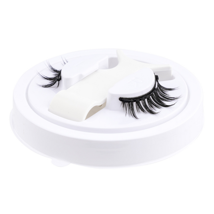 Complete set: herbruikbare magnetische wimpers voor dames met ergonomisch wimperpincet. Perfect voor duurzame schoonheid.