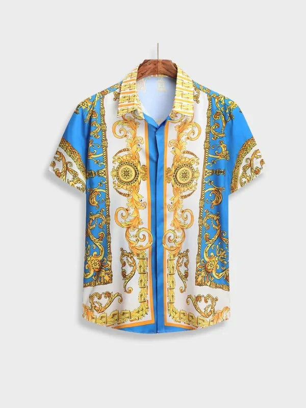 Elegante heren zomer set, ideaal voor casual gelegenheden, met een moderne barokke print.