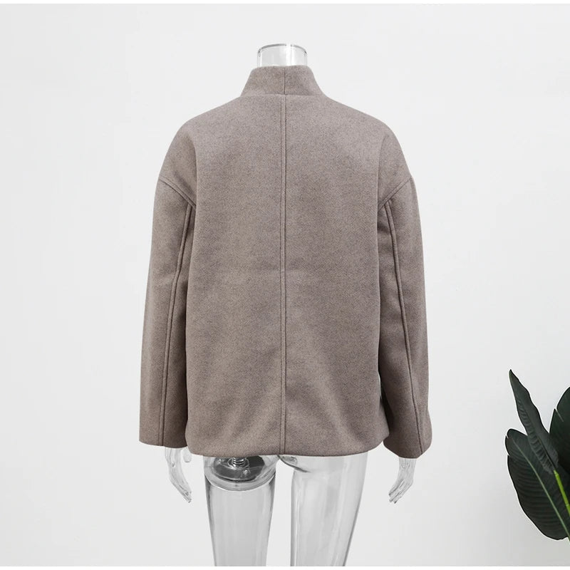 Dames jas, trendy vintage stijl, warm en comfortabel voor de koude wintermaanden.