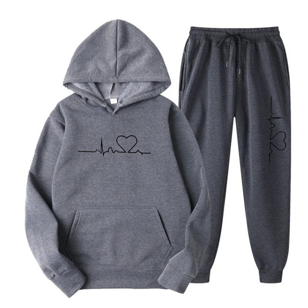 LyraSet dames trainingspak, een gemakkelijk en modieus joggingpak met capuchon.