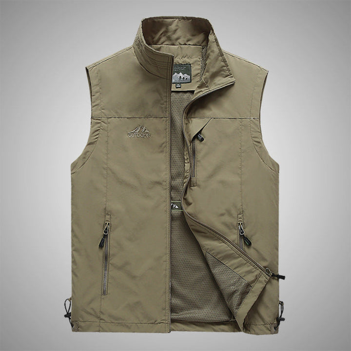 Heren casual outdoor bodywarmer in marineblauw, lichtgewicht en windbestendig voor comfortabele warmte.