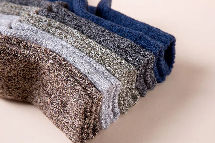 Gezellige retro wintersokken (3 paar) voor volwassenen, perfect voor winterse ontspanning en warmte.