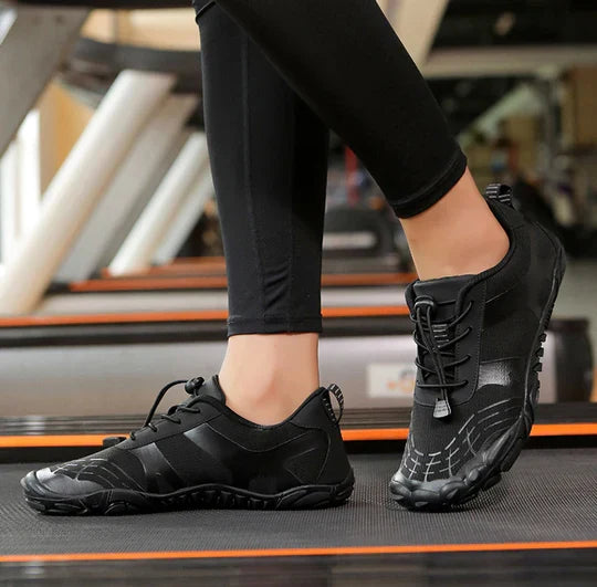 Zachte binnenzool van uniseks orthopedische comfortschoenen, voor langdurige pijnverlichting en gezonde voeten outdoor.