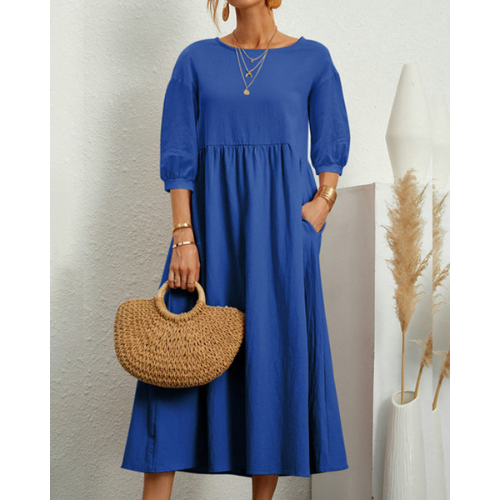 Luchtige ademende damesjurk met smockdetail op het lijfje en effen kleur, een must-have voor de zomer.