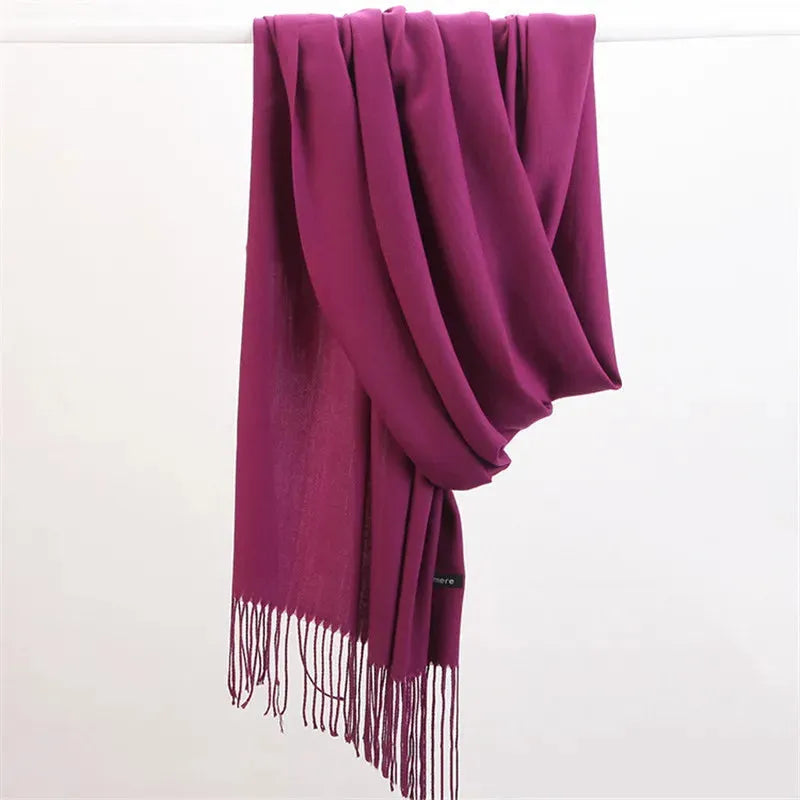 Veelzijdige effen dames kasjmier sjaal, warm, zacht en stijlvol winter accessoire.