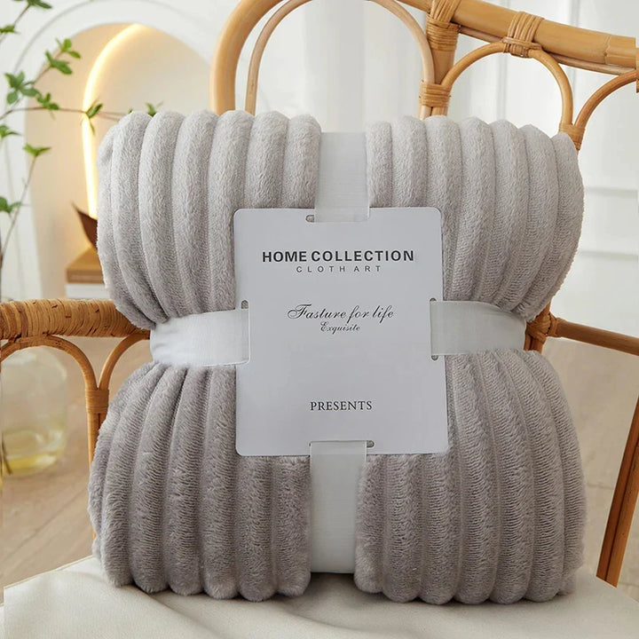 CozyStripe fleecedeken, brede strepen; comfortabele woondecoratie voor herfst, zacht en warm.