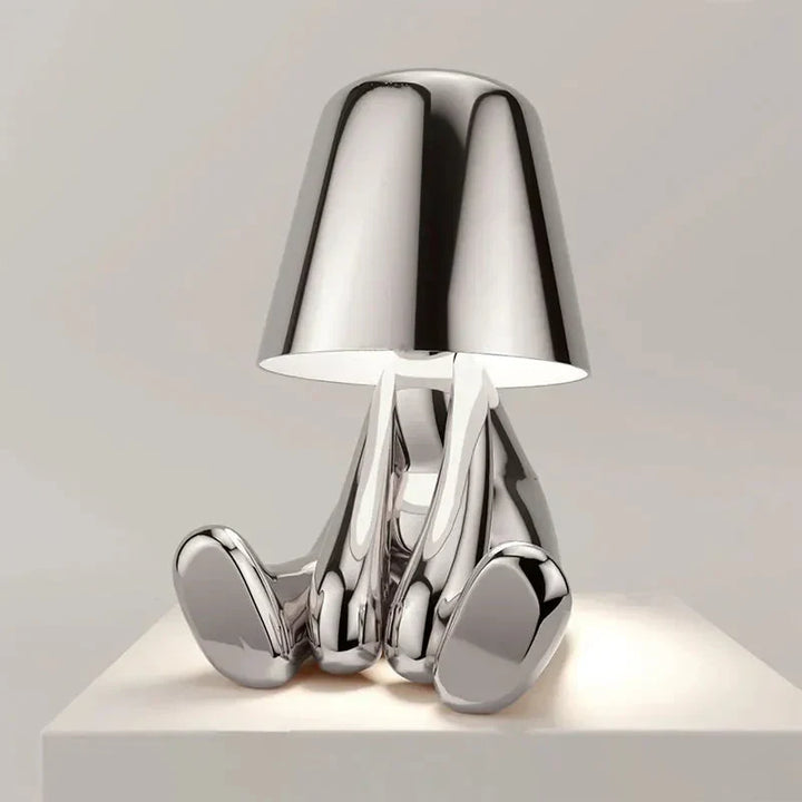GlowCraft LED tafellamp, sfeervol en dimbaar. Draadloos gemak en warm licht voor interieur.