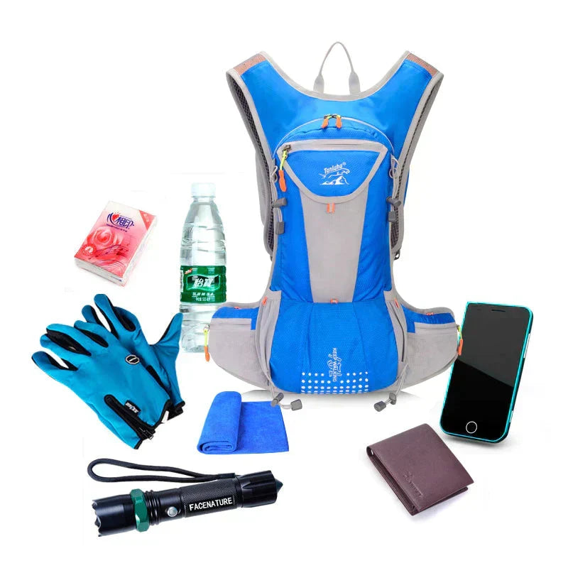 Ergonomische MALORIA dagrugzak, lichtgewicht en waterdicht, ontworpen voor comfort tijdens reizen.