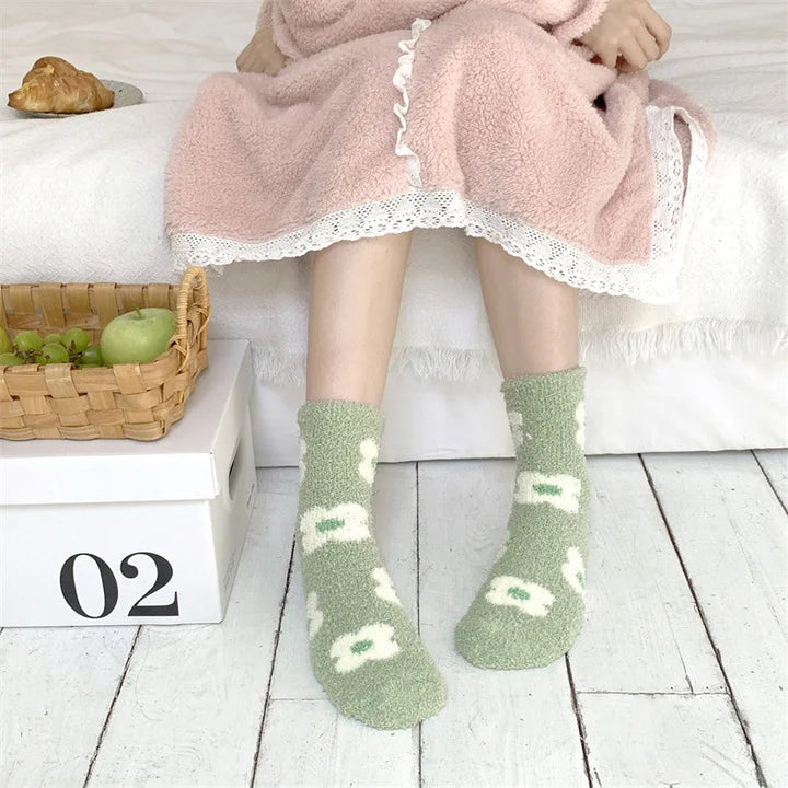 Dames comfort sokken voor thuis, ultieme warmte en zachtheid. Warme lounge sokken met print.