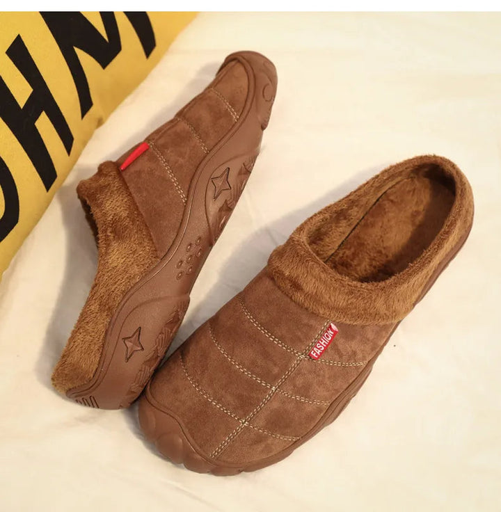 Heren instappers, perfecte warme pantoffels voor thuis. Casual design en comfortabel.