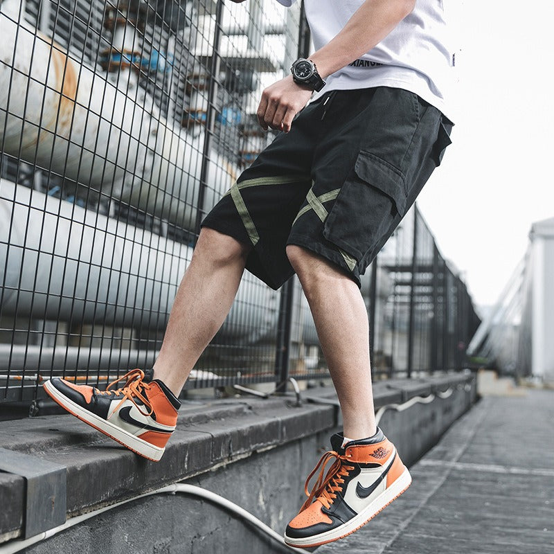 Stijlvolle heren urban cargoshort, perfect voor een casual zomerlook. Comfortabel en functioneel.