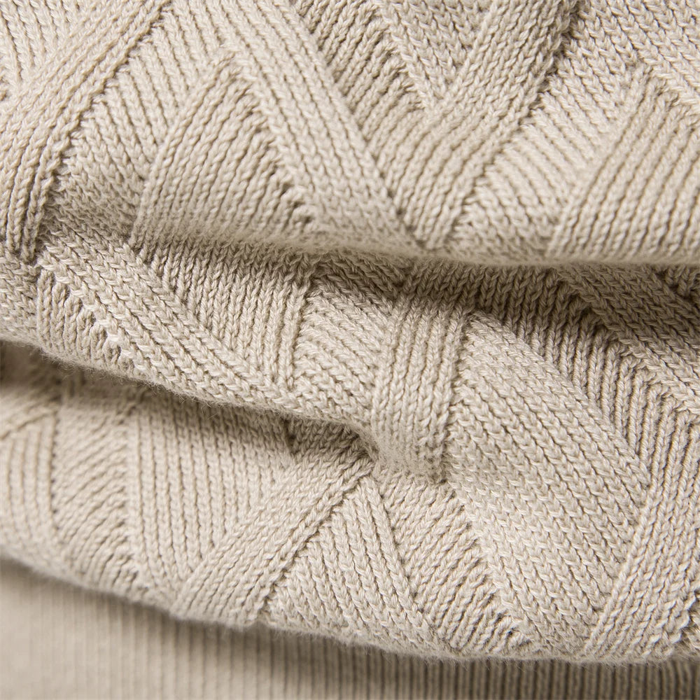 Warme heren trui met ronde hals, essentiële winterkleding voor elke man.