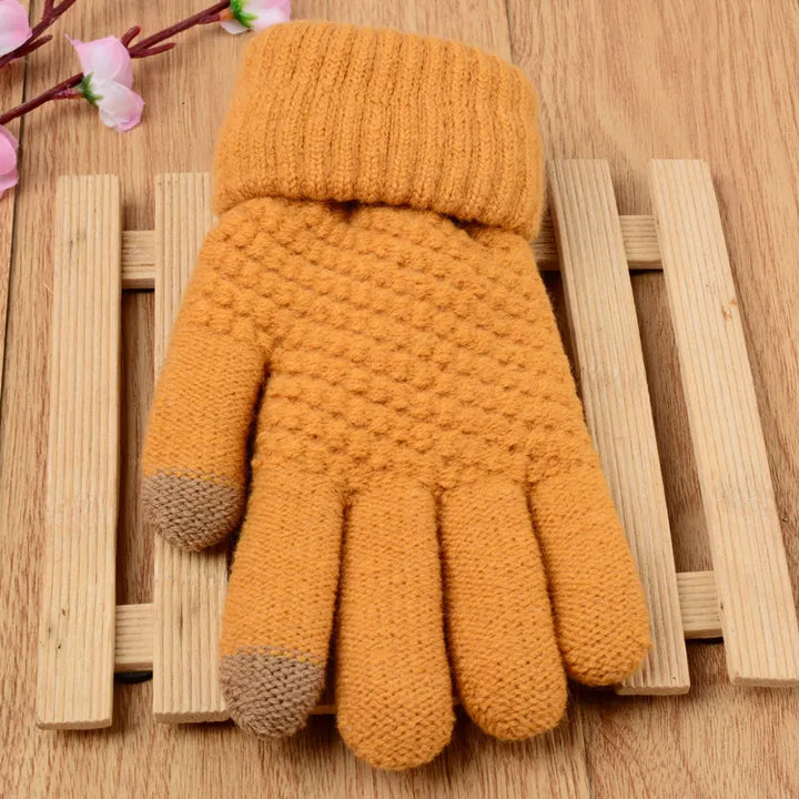 Duurzame gebreide winterhandschoenen voor dames, met gevoelige touchscreen vingertoppen.