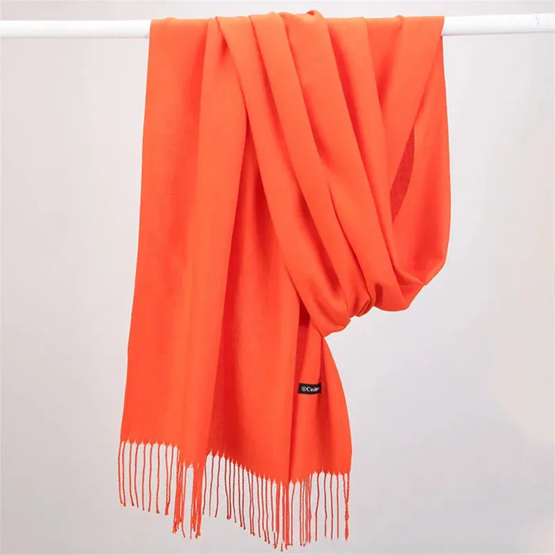 Luxe effen kasjmier winter sjaal voor dames, heerlijk warm en zacht.