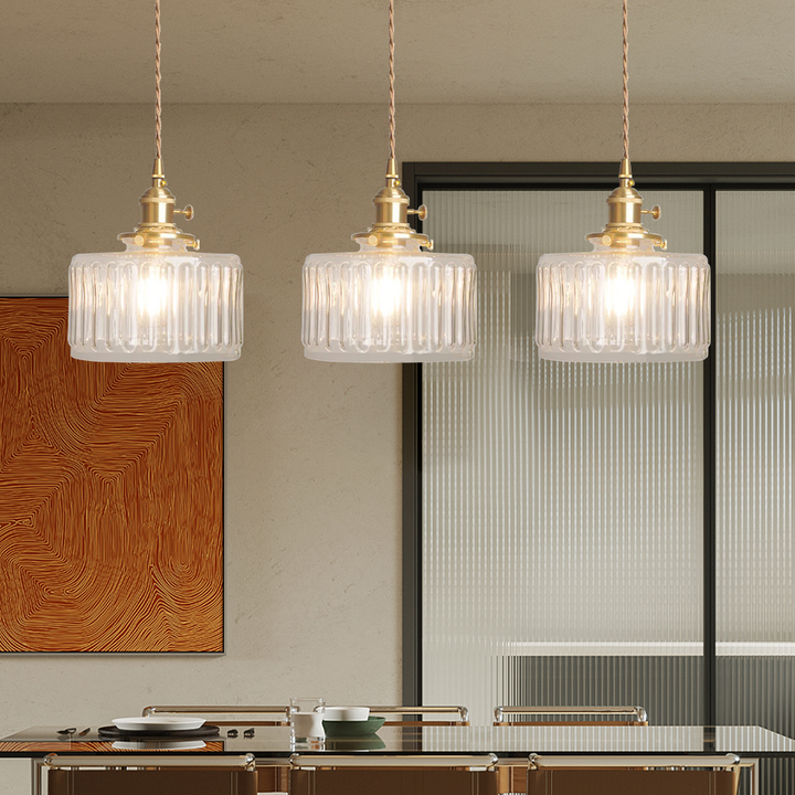 Luxe vintage Harrison hanglamp, glas en kristal voor een warme woonkamer uitstraling.