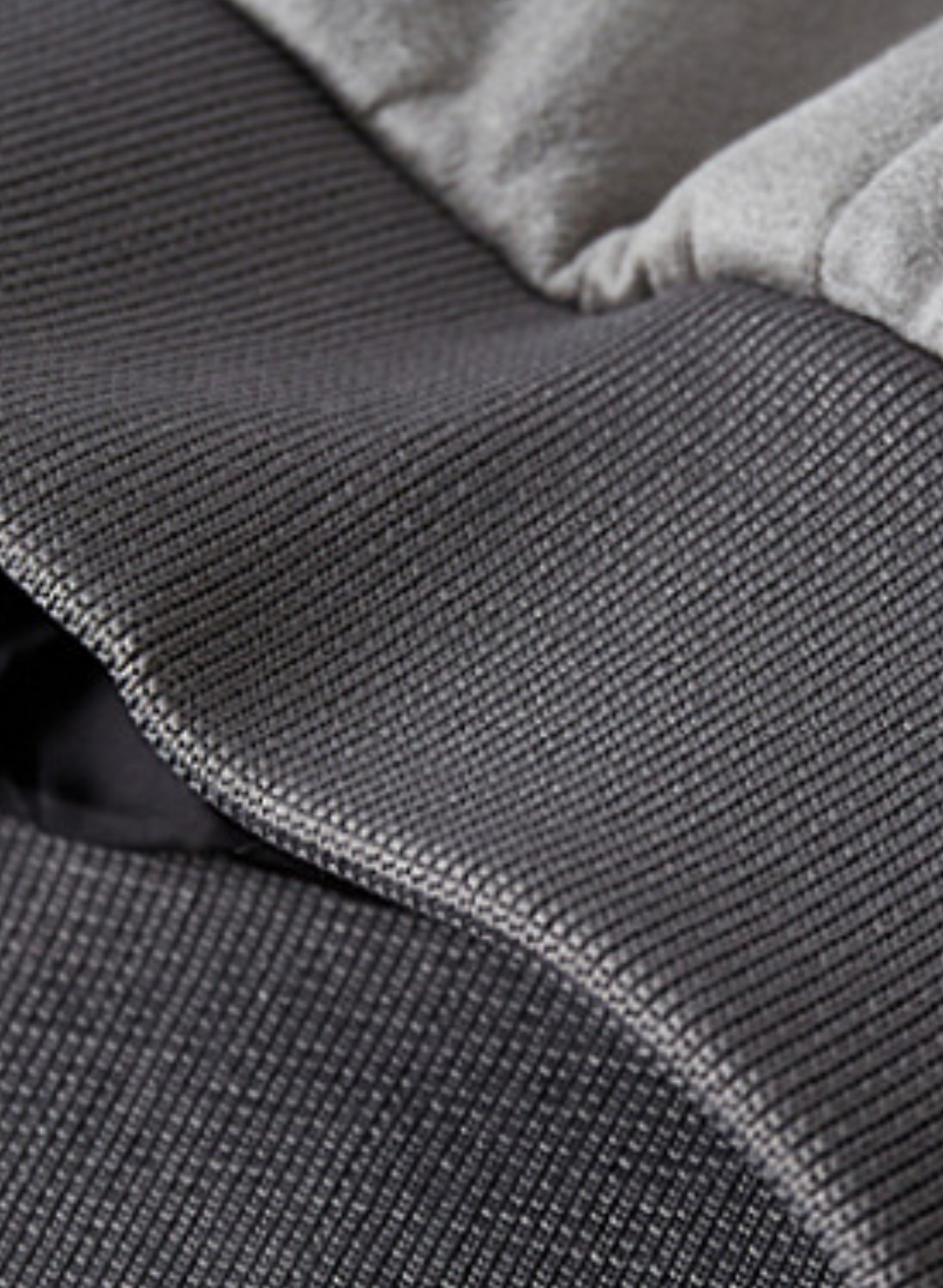 Veelzijdige grijze herenjas Matteo, casual of stijlvol te dragen, een must-have voor mannen.