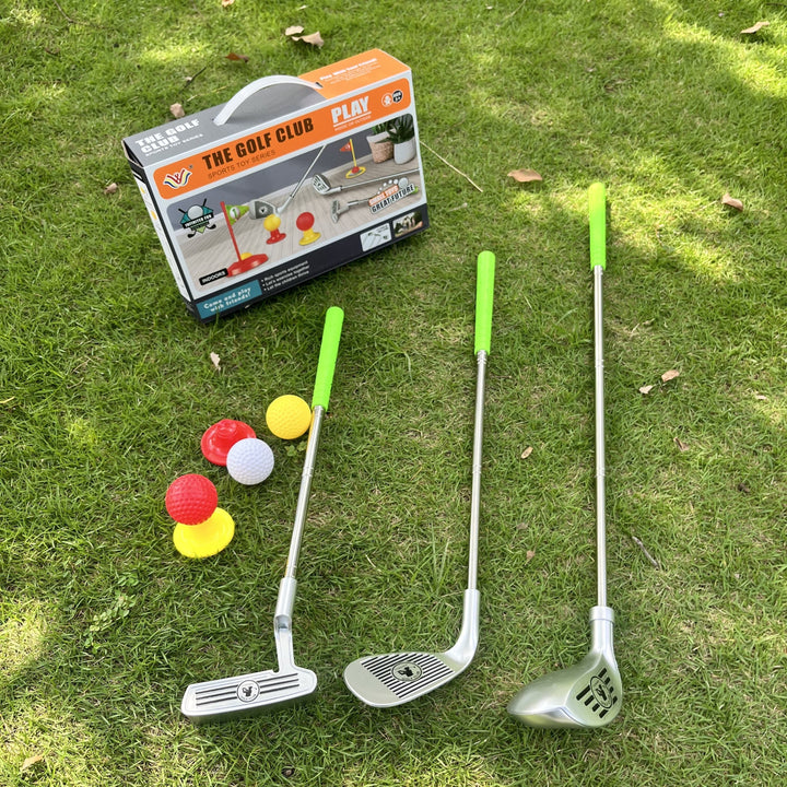 Peuterspeelgoed: kindergolfset die motorische ontwikkeling en coördinatie bevordert tijdens het golfen.