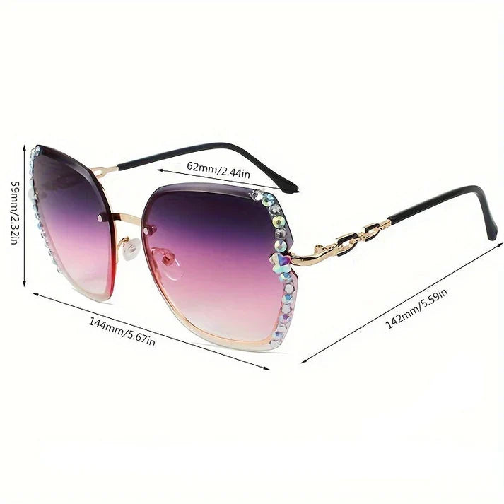 Moderne randloze eyewear voor dames, versierd met kristallen, een chique zomer accessoire met UV400.