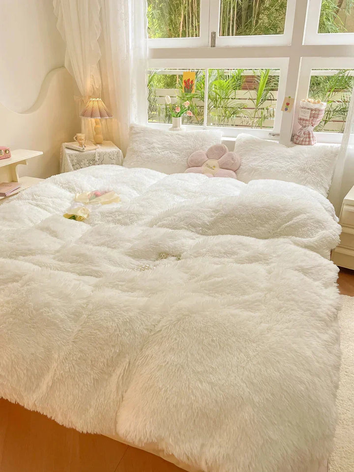 Warm, zacht en kleurrijk dekbedovertrek; fluffy pluche voor een knusse en comfortabele slaapkamer.