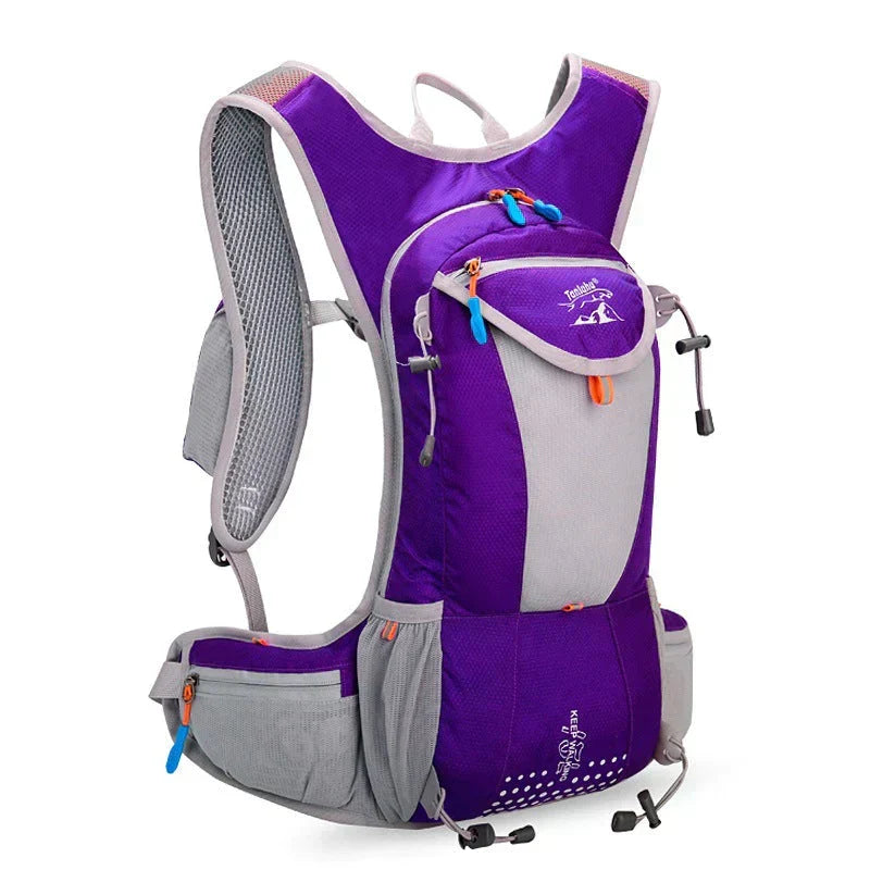 Stijlvolle MALORIA outdoor rugzak, unisex, lichtgewicht en waterdicht voor elk avontuur.