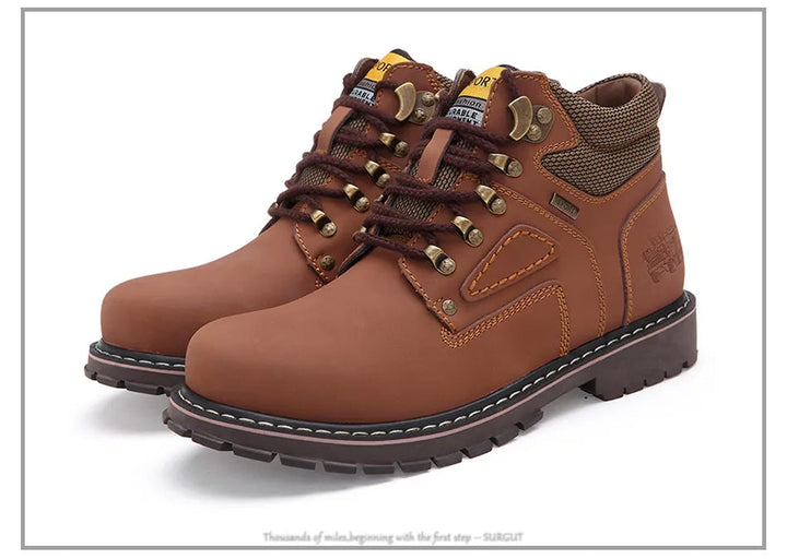 Detail van de stevige vetersluiting van retro heren wintersneakers, waterdicht en warm voor optimale pasvorm.