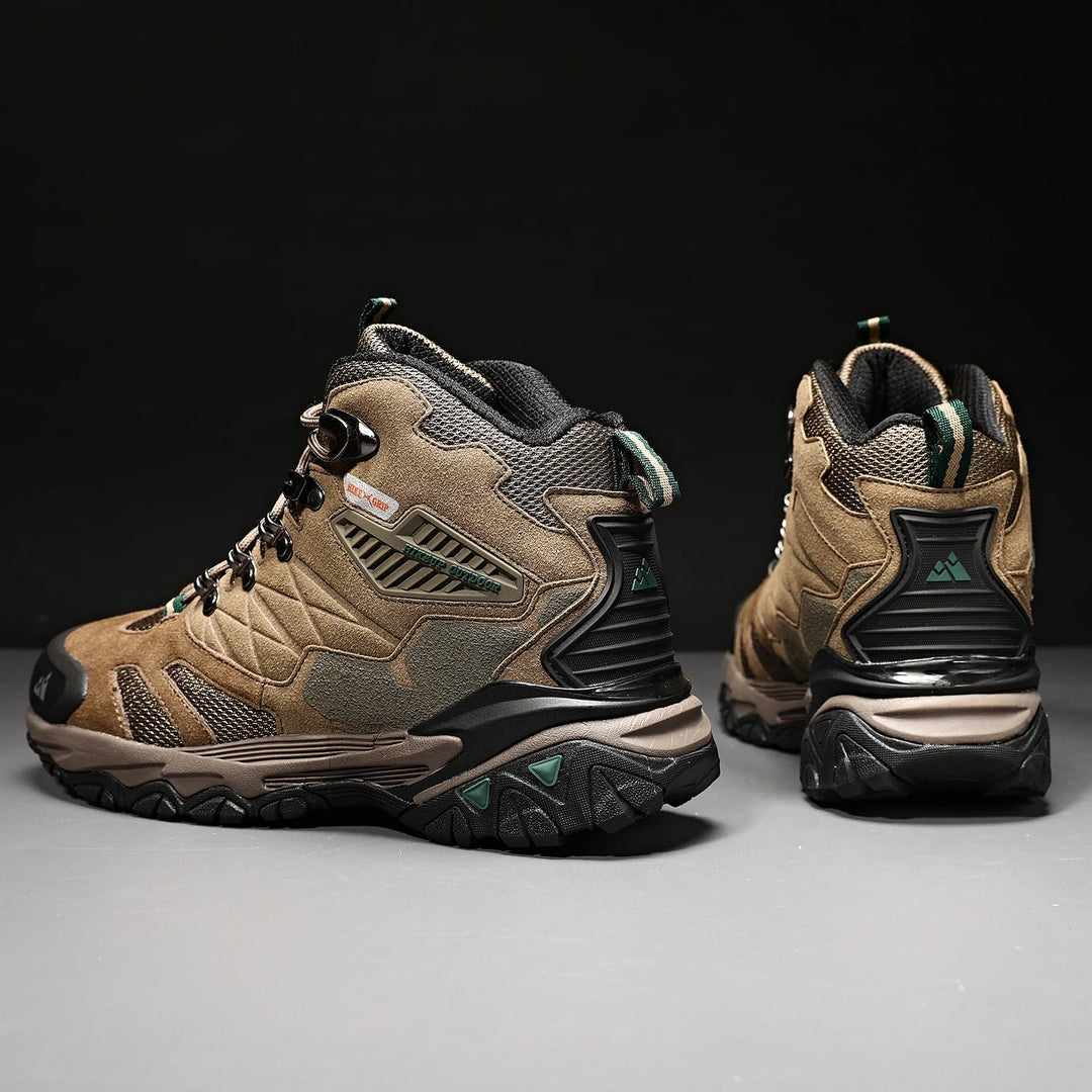 Waterdichte kaki heren wandelschoenen, hoogmodel, comfortabel en robuust voor actieve outdoor mannen.
