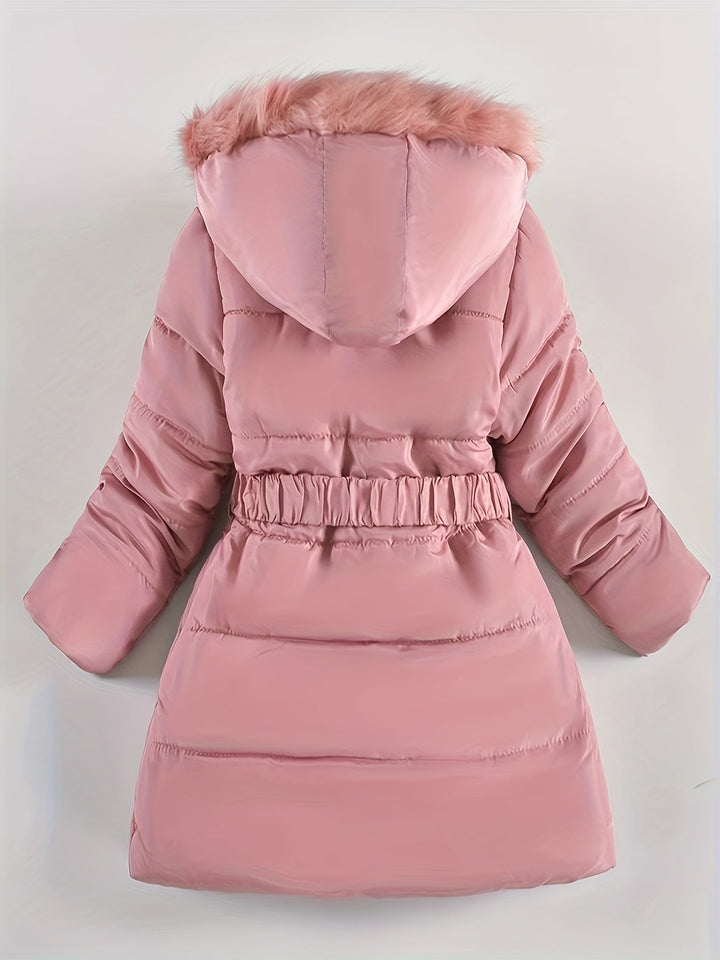 Trendy gewatteerde meisjes winterjas met afneembare capuchon. Comfortabele winterkleding.