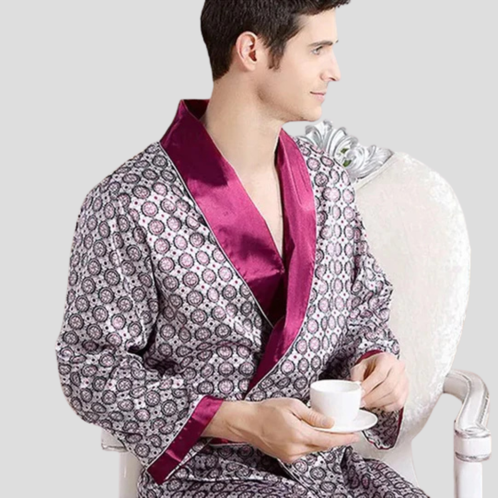 Luxe heren satijnen badjas in kimono model, ideaal voor ontspanning en stijlvolle mannenmode.