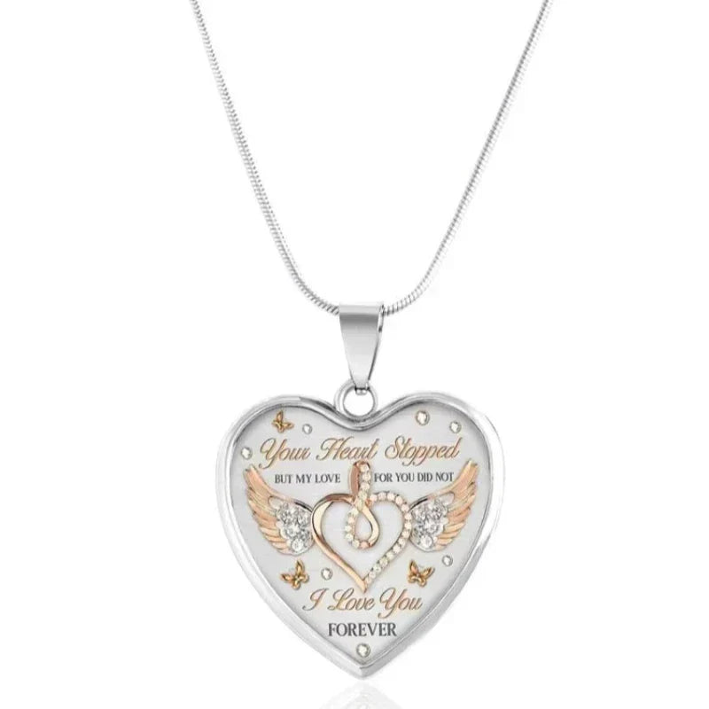 Zilveren dames hartketting Sofie, gegraveerd met 'Forever', elegant en verstelbaar. Perfect als liefdescadeau.