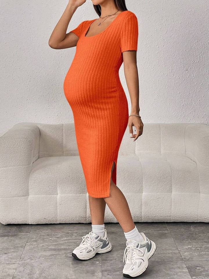 Dames casual geribde zwangerschapsjurk met splitzoom, comfortabel en trendy voor dagelijks gebruik.