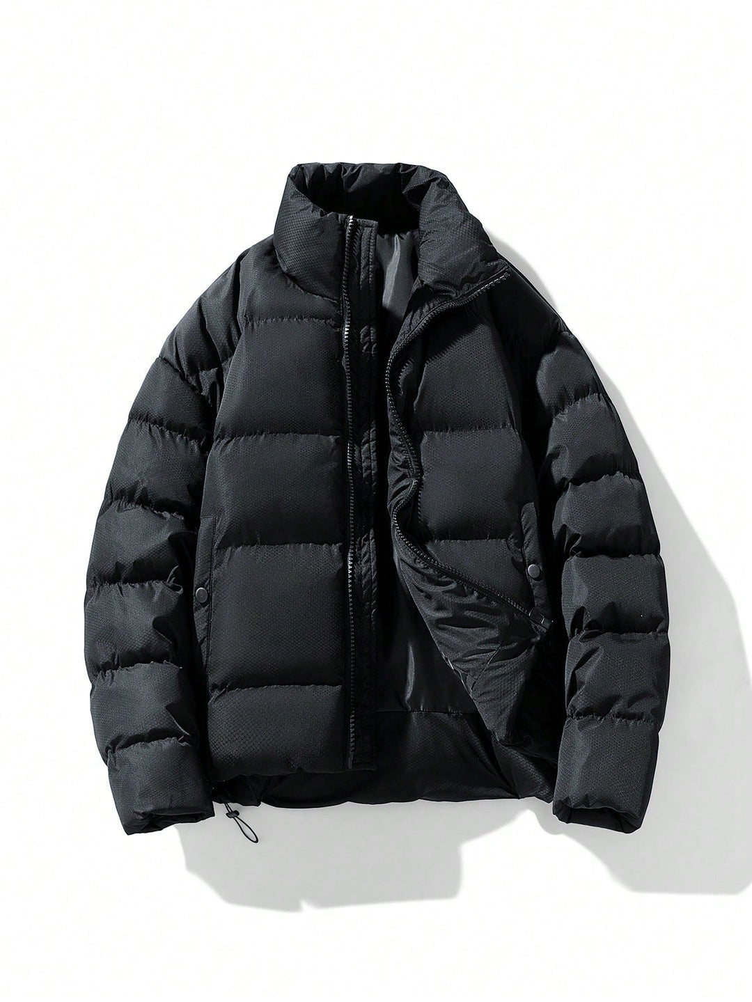 Man draagt comfortabele oversized fluorescerende Vigoro winterjas, perfect voor koude dagen en zichtbaarheid.