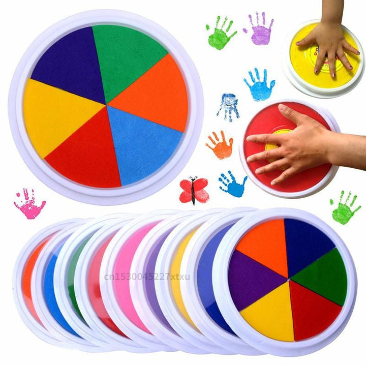 Compacte vingerverfset voor kinderen, handig voor thuis, onderweg of als educatief speelgoed.
