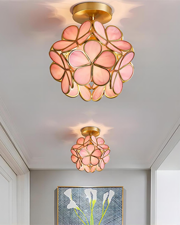 Sfeervolle acryl plafondlamp 'Bloem', zorgt voor een elegante lichtinval.