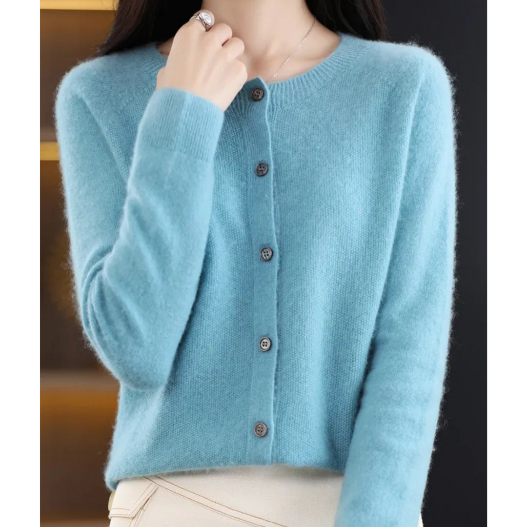 Chique dames trui met knoopsluiting, veelzijdig voor elegante en casual vrouwenmode.