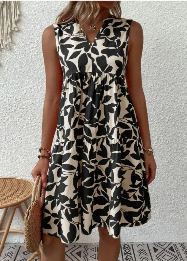Comfortabele casual dames V-hals zomerjurk, losvallend en ademend voor warme zomerdagen.