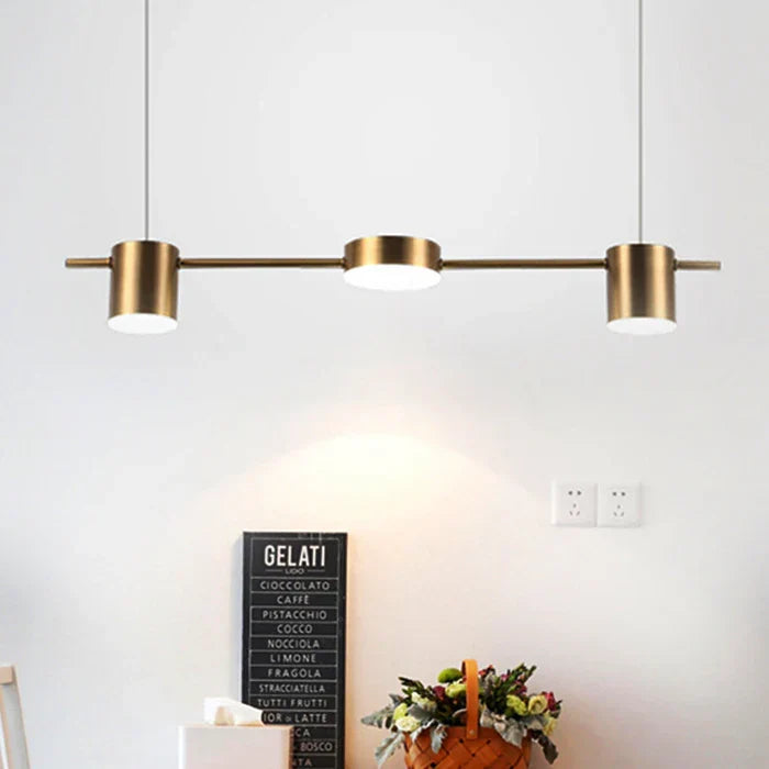 AuraDrum hanglamp, goud & zwart, perfect als sfeervolle en moderne verlichting in eetkamer of hal.