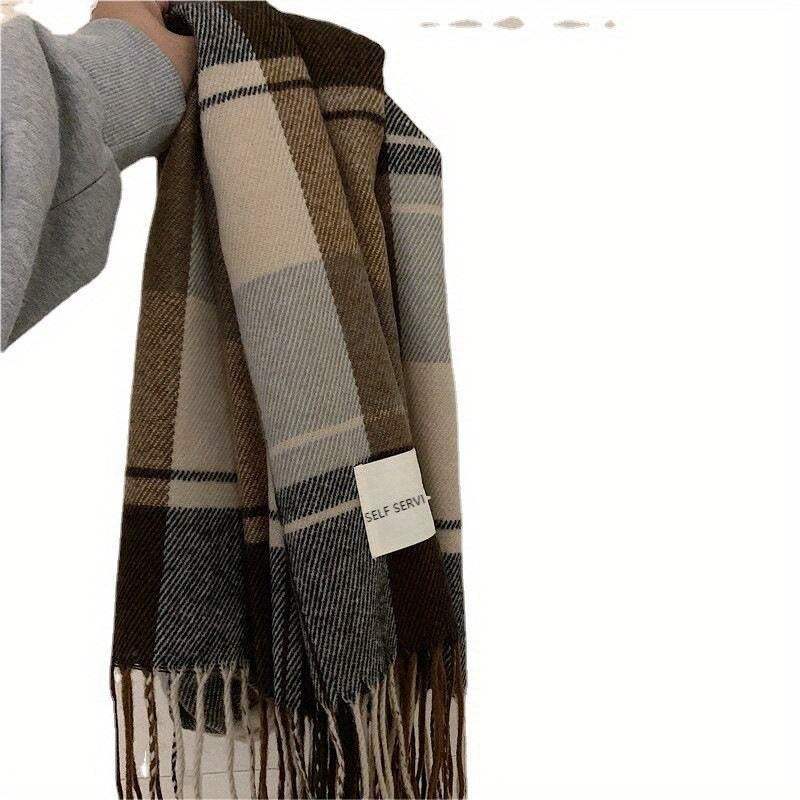 Chique en veelzijdige zijden sjaal voor dames, zacht en elegant in blauw/khaki, ideaal voor luxe outfits.