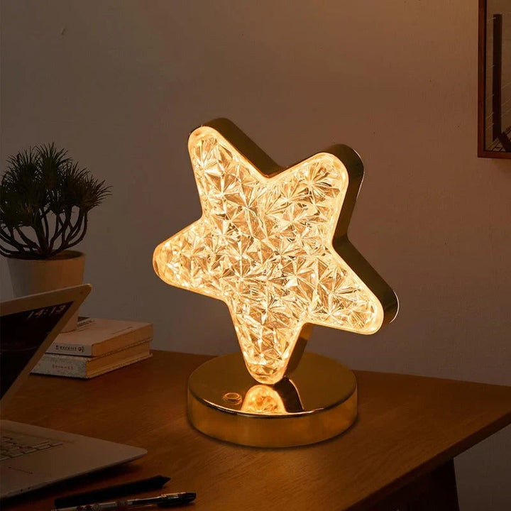 Elegante kristallen decoratielamp Celestia, dimbaar met aanraakbediening. Ideaal voor sfeer in elke ruimte.