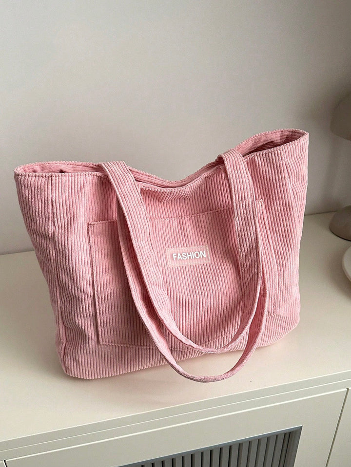 Ruime corduroy schooltas, praktisch en stijlvol, perfect voor studenten en dagelijks gebruik.