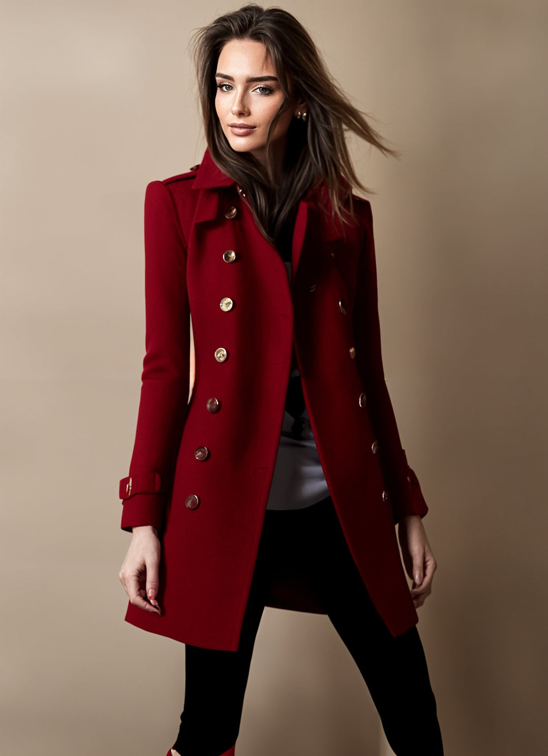 Modieuze lange damesmantel Noa. Een elegante en comfortabele jas, perfect als overgangs- of winterjas.