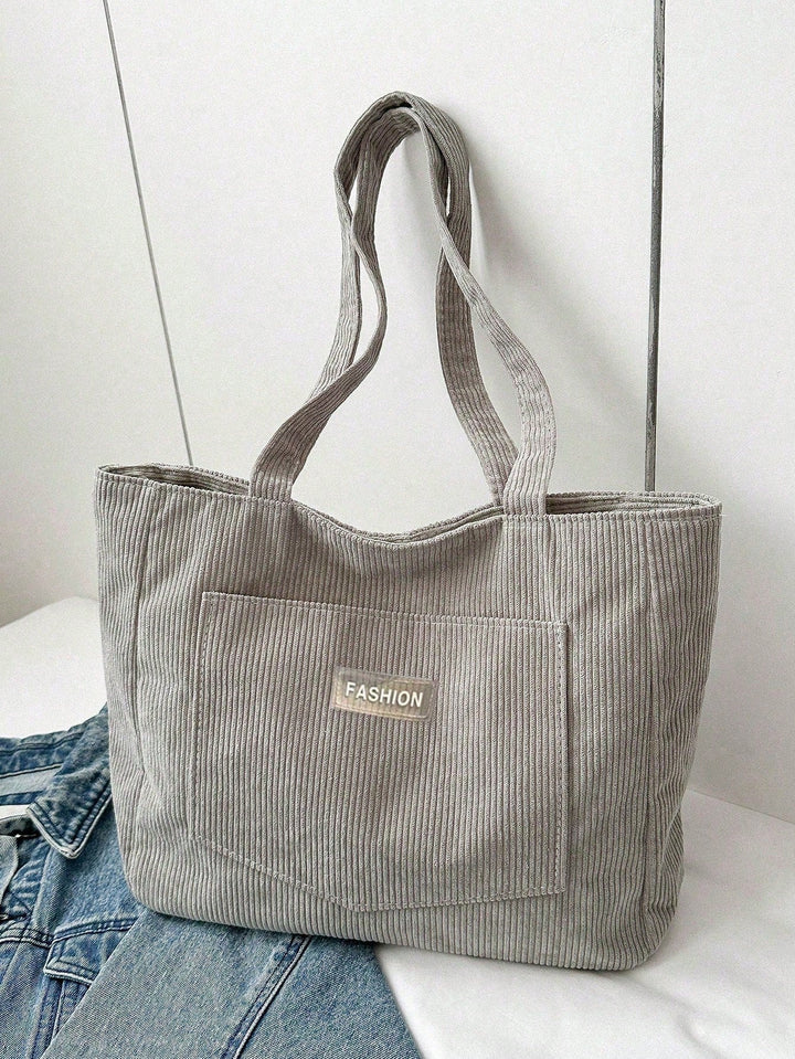 Casual corduroy totebag, een ruime schoudertas voor elke dag, met een retro touch.