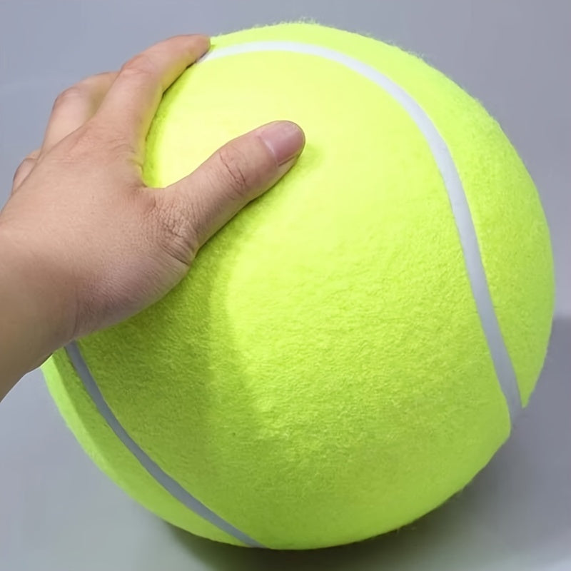 Duurzame extra grote gele honden tennisbal voor urenlang speelplezier buiten, ideaal voor apporteren.