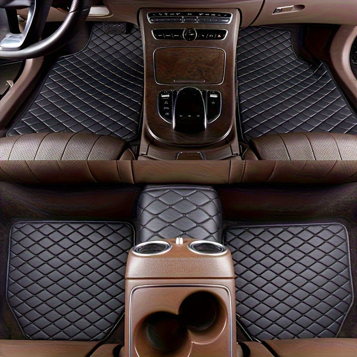 Onderhoudsvriendelijke PU-lederen automatten, eenvoudig schoon te maken voor een fris auto-interieur.