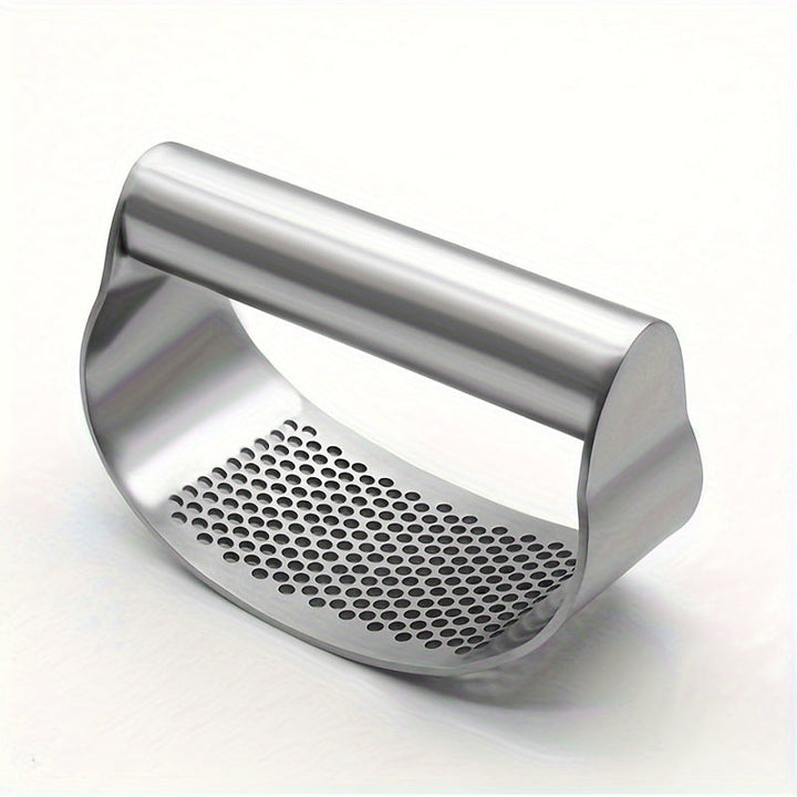 Detailopname van roestvrijstalen knoflookpers. Ergonomisch design, ideaal voor elke culinaire chef. Lange levensduur.