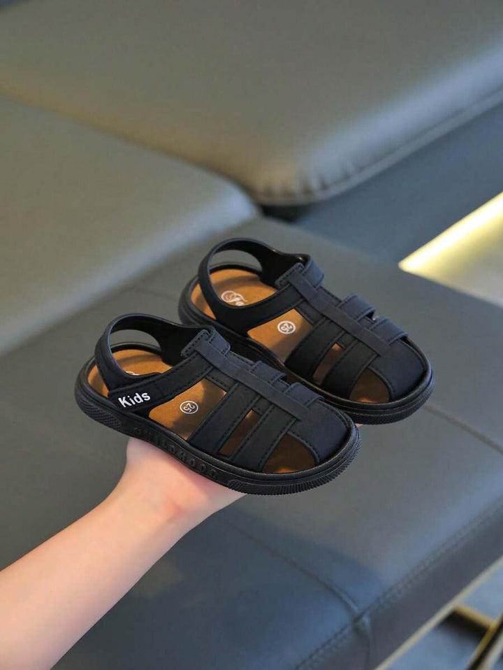 Meisjes sandalen: comfortabel, veilig & met gesloten neus. Ideale kinderschoenen voor elk zomeravontuur.